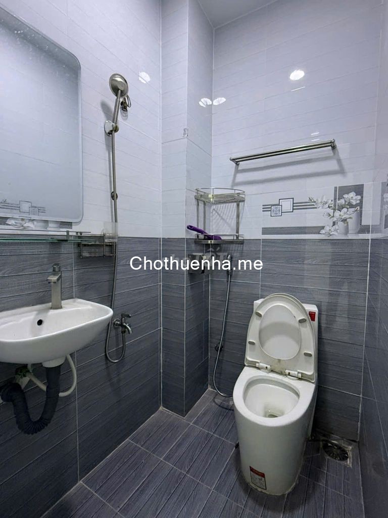 Cho thuê nhà nguyên căn hẻm Ni Sư Huỳnh Liên, Tân Bình, nhà mới sạch đẹp, 1 trệt, 1 lầu