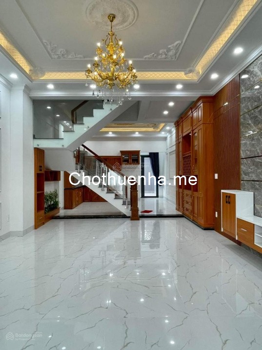 Cho thuê nhà hẻm Lý Thướng Kiệt 1 trệt + 3 lầu, 5 phòng ngủ – 4WC