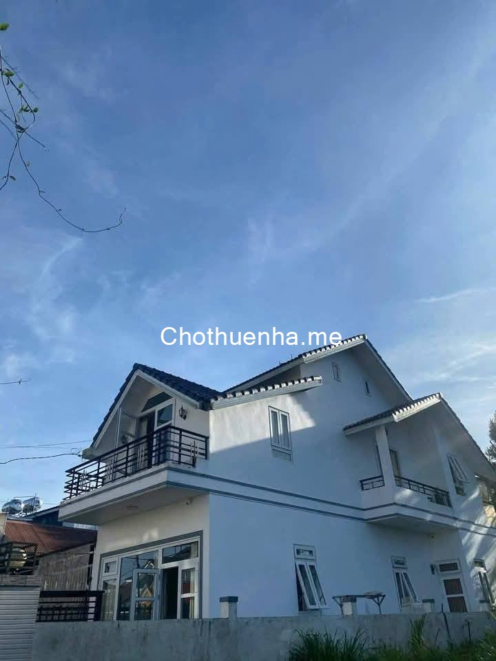 CHO THUÊ VILLA PHƯỜNG 8 ĐÀ LẠT - View đẹp - giá 12tr/tháng