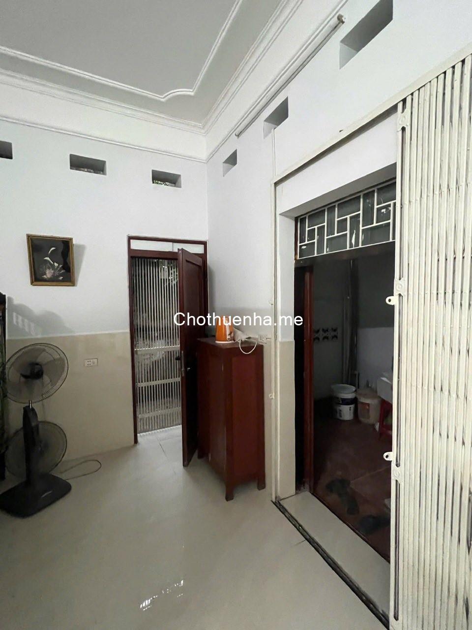 Cho thuê nhà ngõ 345 Khương Trung 40m2 x 2 tầng, 3 ngủ, 1 wc, 1 nhà tắm 8 triệu