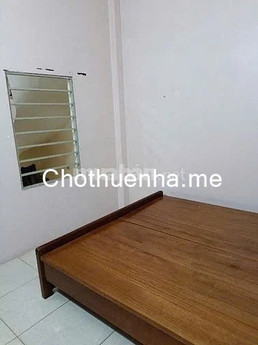 Cho thuê nhà 3 tầng, đủ nội thất, hộ gia đình ở lâu dài tại Ngũ Hiệp, Thanh Trì,HN