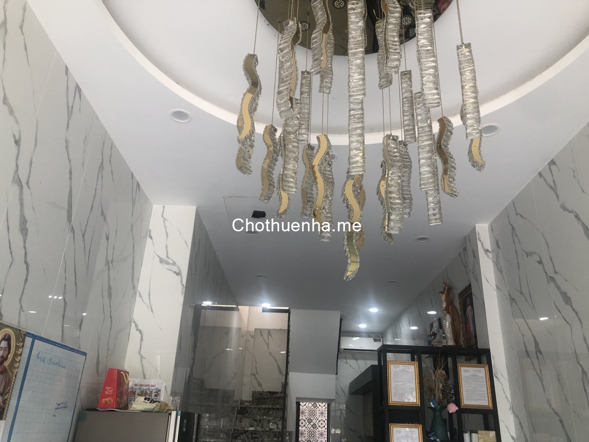 Cho thuê nguyên căn mặt tiền Trường Sa - 3.5X14M - 5 tầng mới 100% - Giá 35tr + Phù hợp làm vp