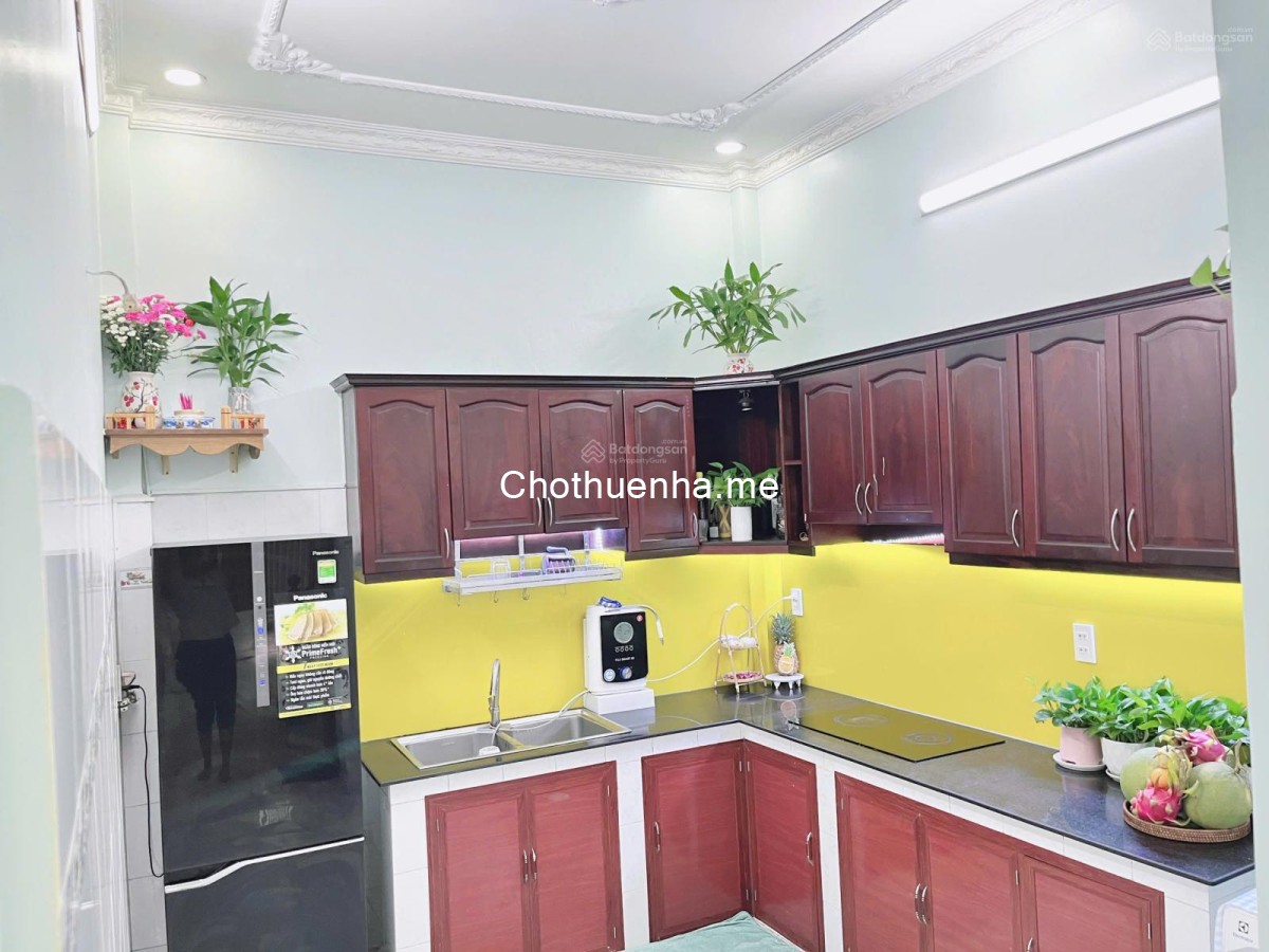 Cho thuê nhà 62m², kết cấu 2PN, 2WC Lê Thúc Hoạch, Phường Phú Thọ Hòa, Tân Phú