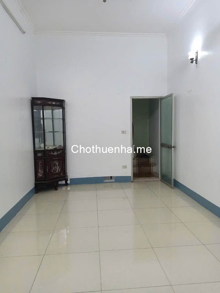 Cho thuê nhà Văn Quán, Hà Đông 4 tầng x 45m2, 3 ngủ 11 Triệu làm VP, cty, nhóm