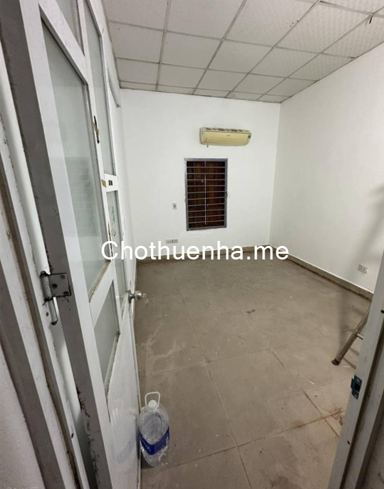 Cho thuê nhà ngõ ô tô 192 Phố Lê Trọng Tấn, 70m2 x 2 tầng, 3 ngủ, 8 Triệu KD, VP, ở