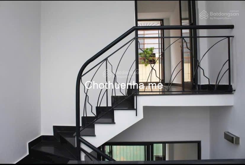 Cho thuê nhà 3 tầng, hướng Đông Nam phong thủy tốt tại Phan Đăng Lưu, Phú Nhuận