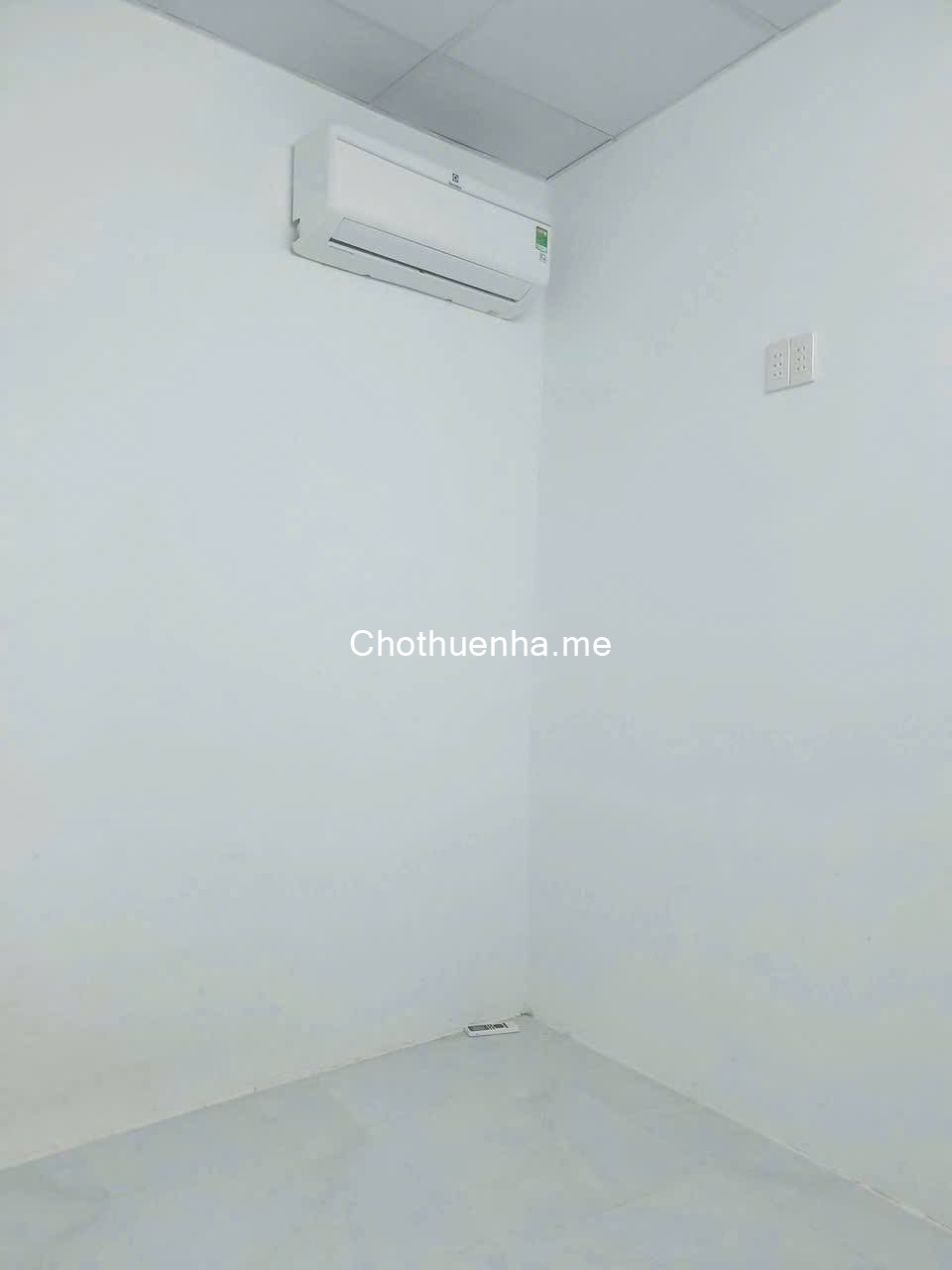 Cho thuê nhà 2 tầng kinh doanh mặt tiền đường Nguyễn Tất Thành