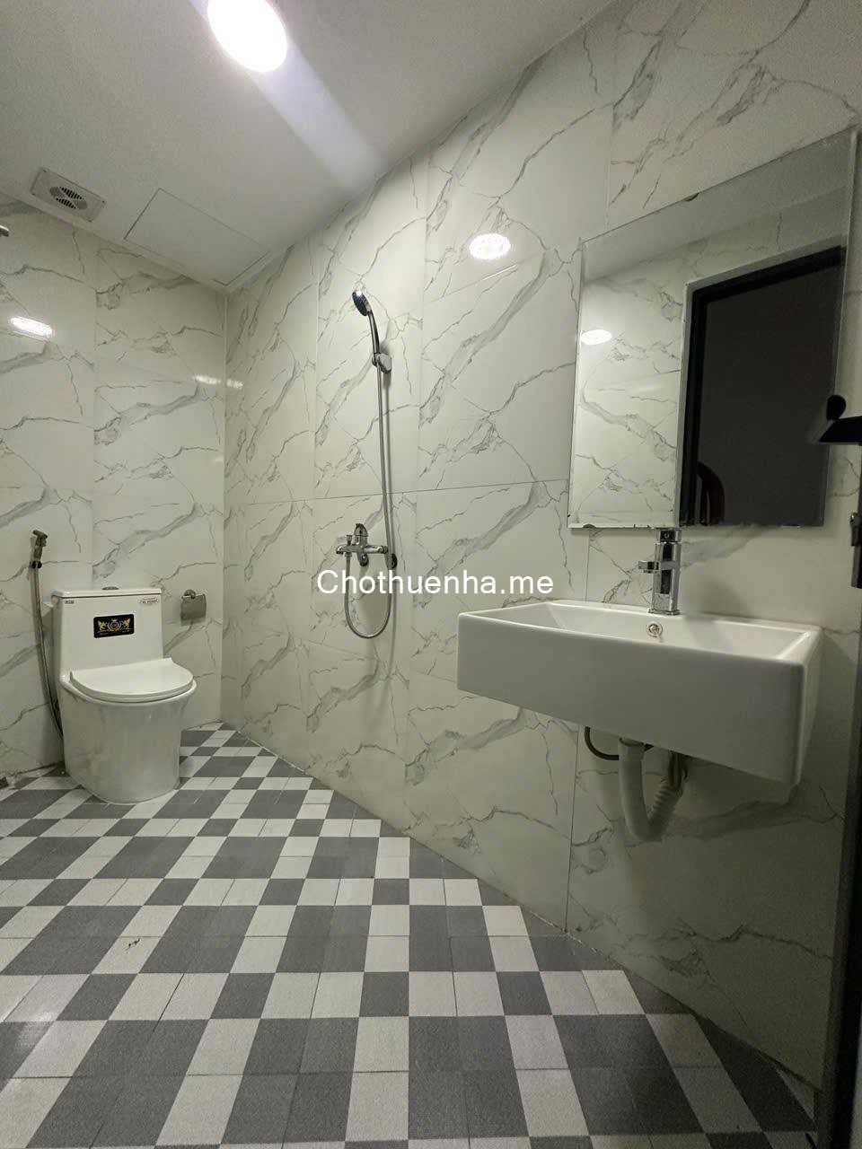 Cho thuê nhà Nguyễn Chính, Hoàng Mai 4 tầng x 30m2, 3 ngủ, 4 WC, 12 Triệu