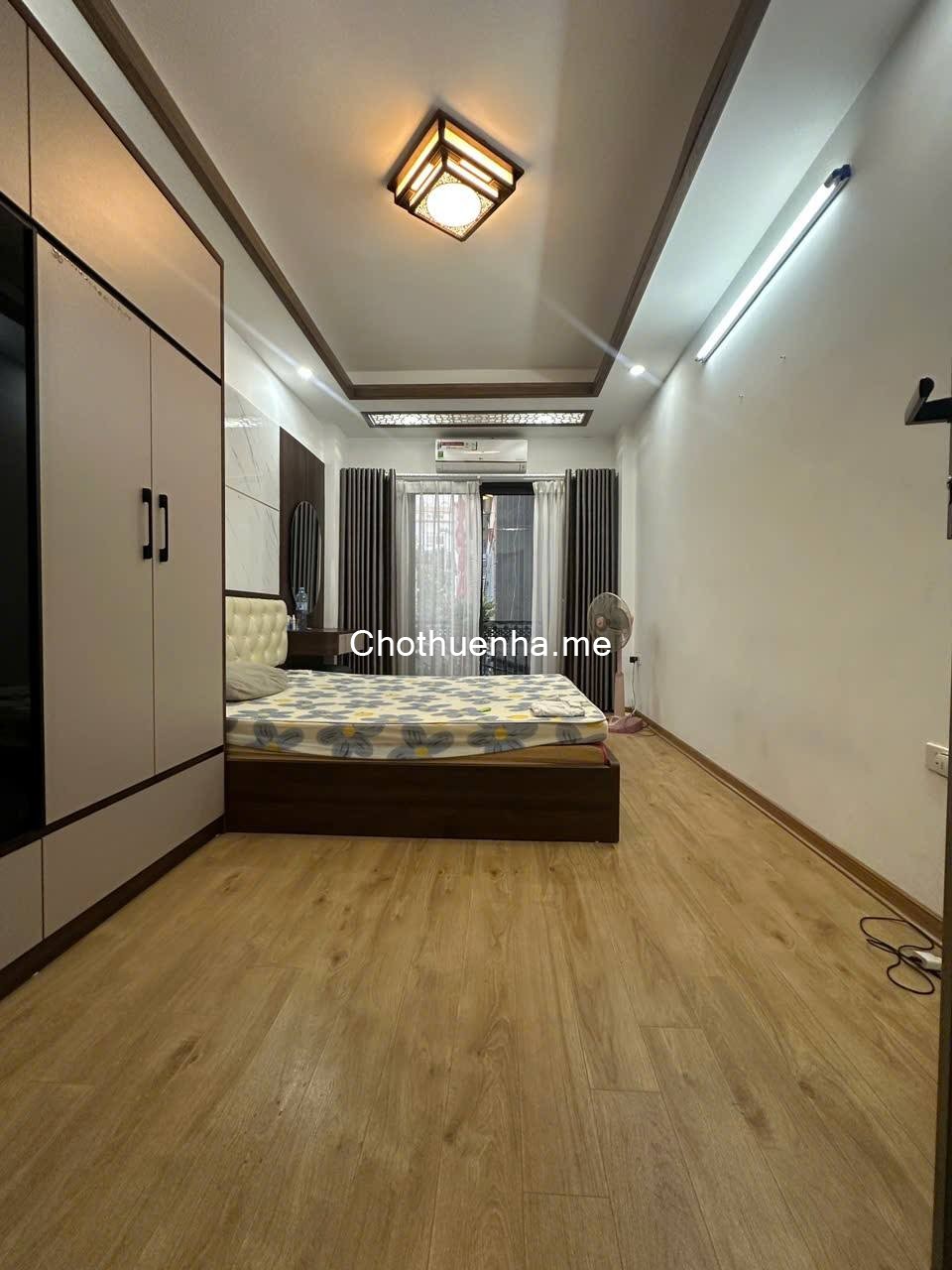 Cho thuê nhà Nguyễn Chính, Hoàng Mai 4 tầng x 30m2, 3 ngủ, 4 WC, 12 Triệu