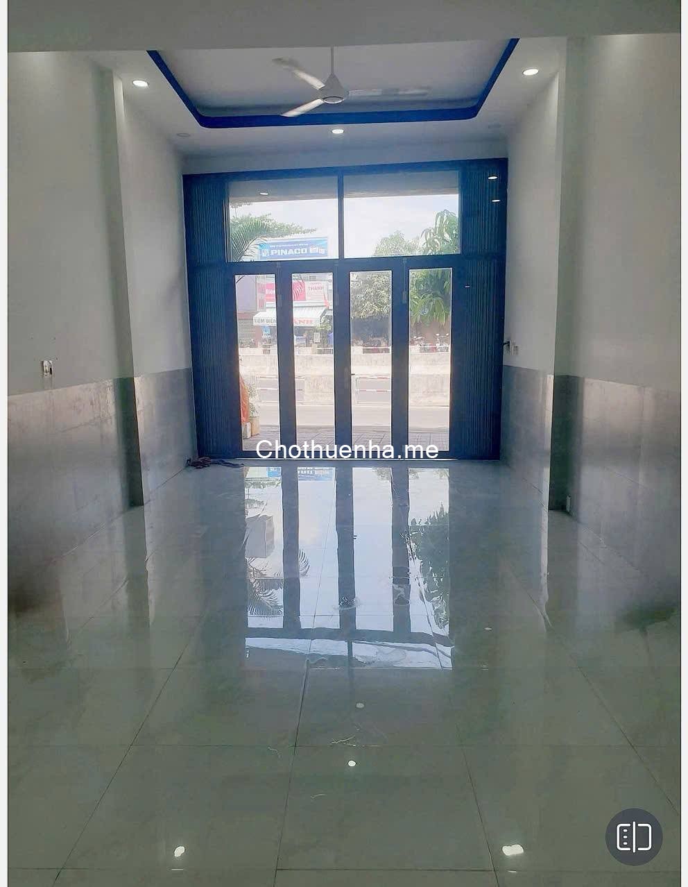 Cho thuê nhà 2 tầng kinh doanh mặt tiền đường Nguyễn Tất Thành