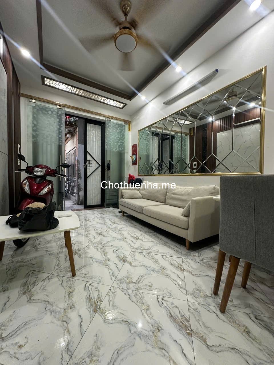 Cho thuê nhà Nguyễn Chính, Hoàng Mai 4 tầng x 30m2, 3 ngủ, 4 WC, 12 Triệu