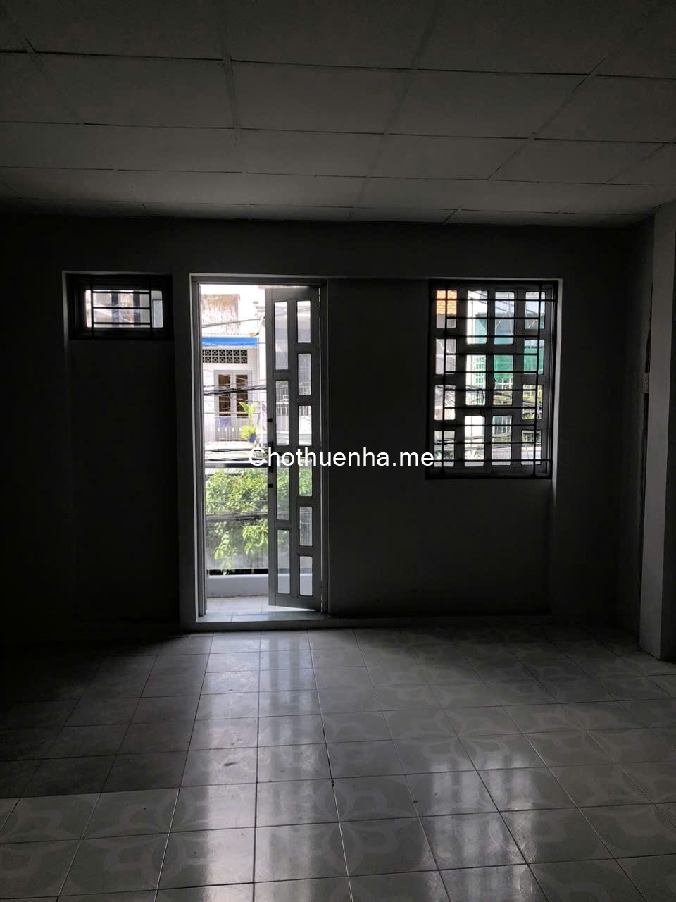 Cho thuê nhà mặt tiền đường Lê Thị Bạch Cát, P11,Q11, thuận lợi kinh doanh đa ngành nghề