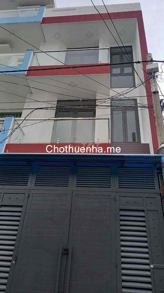 Cho thuê nhà 1 trệt, 2 lầu, 4PN tại Phan Huy Ích Gò Vấp