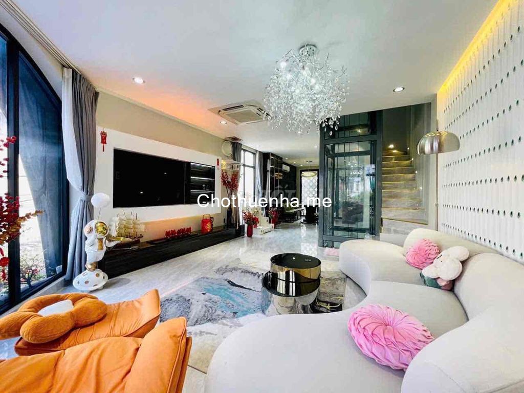 Cho thuê nhà nguyên căn góc 2 mặt tiền đường 20m