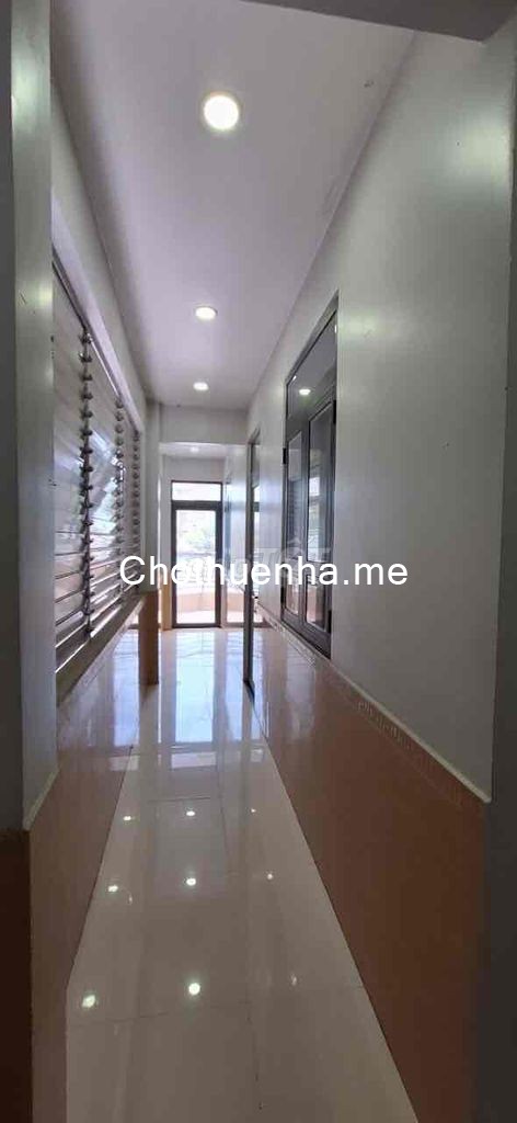 Cho thuê nhà nguyên căn góc 2 mặt tiền đường 20m