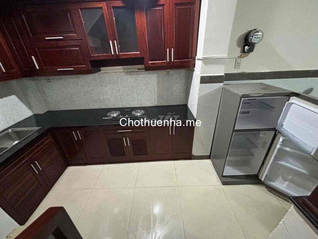 Chính chủ cần cho thuê nhà hẻm full nội thất, trệt 4 lầu