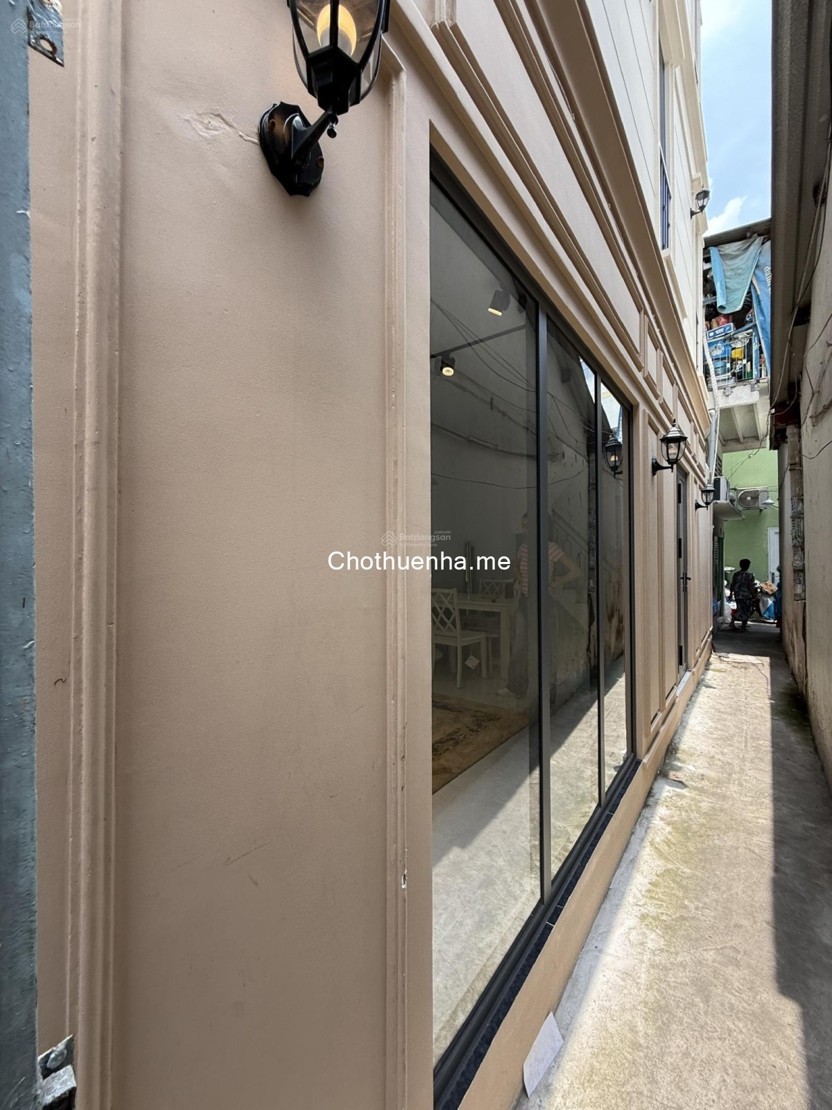 Cho thuê nhà nguyên căn – Khu Phố Tây Bùi Viện, Quận 1