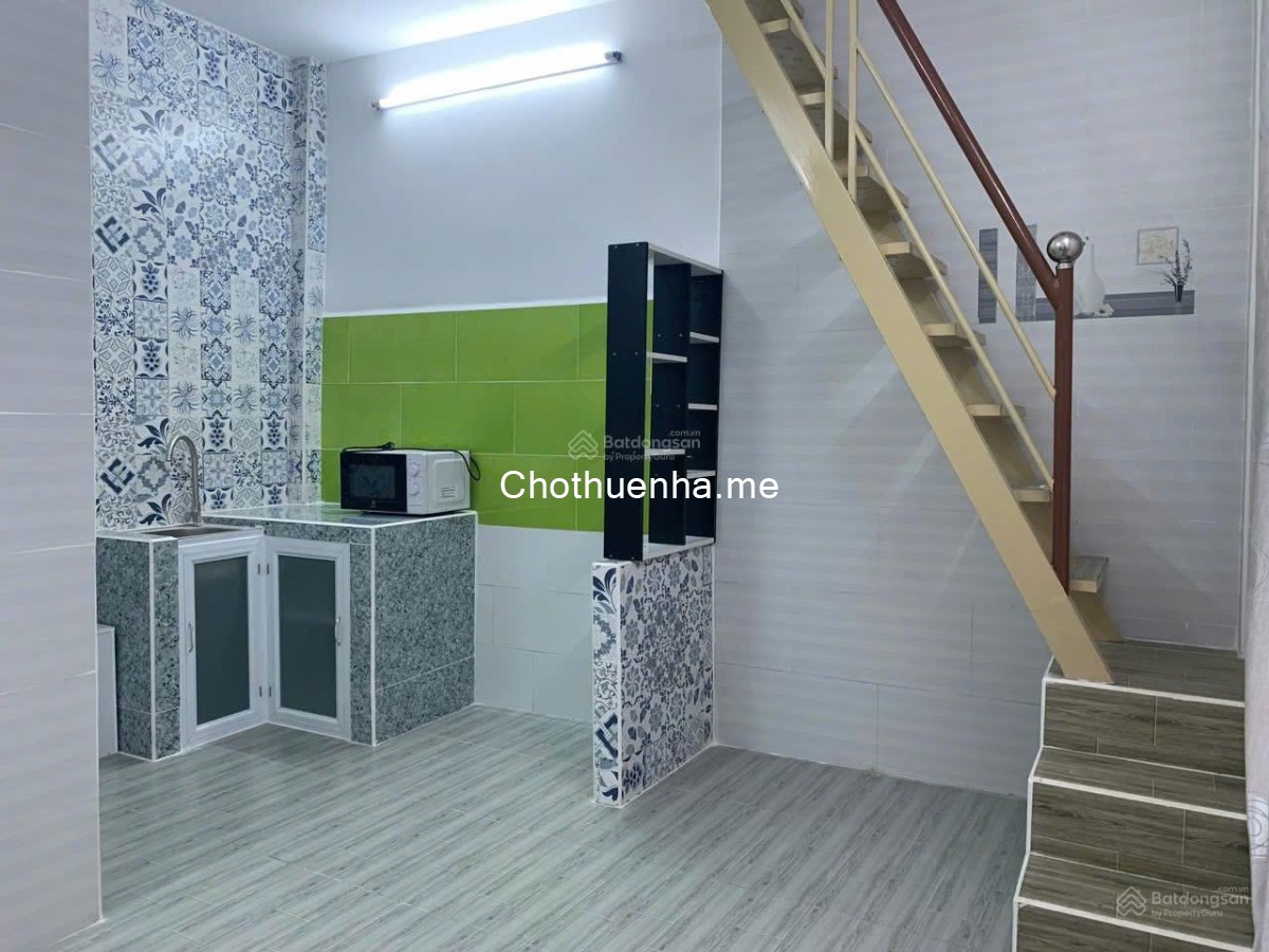 Cho thuê nhà hẻm Hồ Hảo Hớn – Quận 1 - 2 lầu, 2 nhà vệ sinh