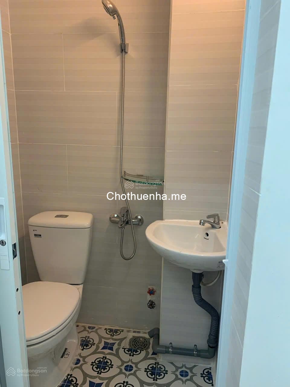 Cho thuê nhà hẻm Hồ Hảo Hớn – Quận 1 - 2 lầu, 2 nhà vệ sinh