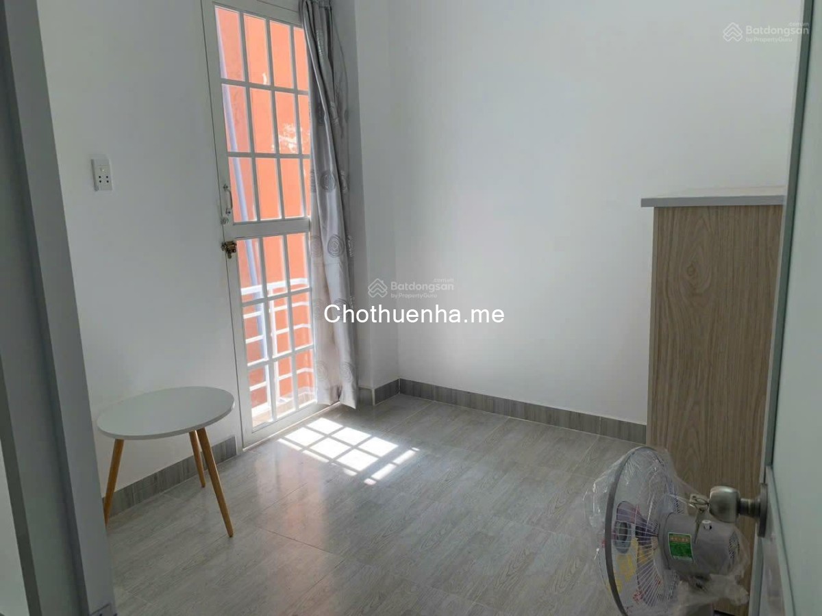 Cho thuê nhà hẻm Hồ Hảo Hớn – Quận 1 - 2 lầu, 2 nhà vệ sinh