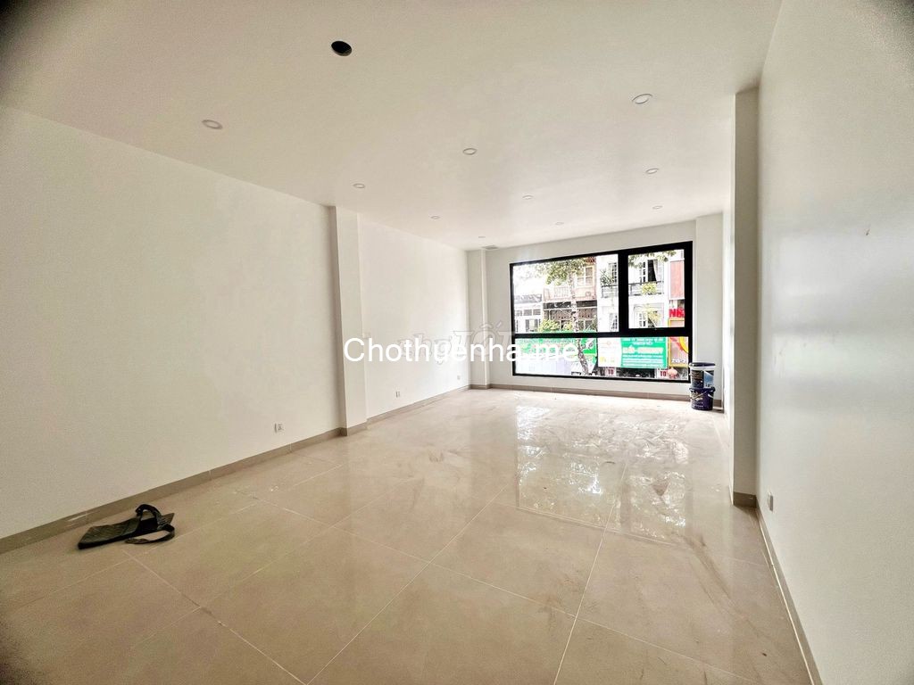 Cho thuê nhà mặt tiền Trần Quang Khải, gần Hai Bà Trưng – P. Tân Định, Quận 1