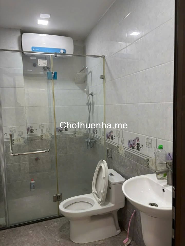 Cho thuê nhà Mặt Phố Đội Cấn, 7 tầng x 70m2, mặt tiền 3.9m, Spa, Trung tâm, VPcty