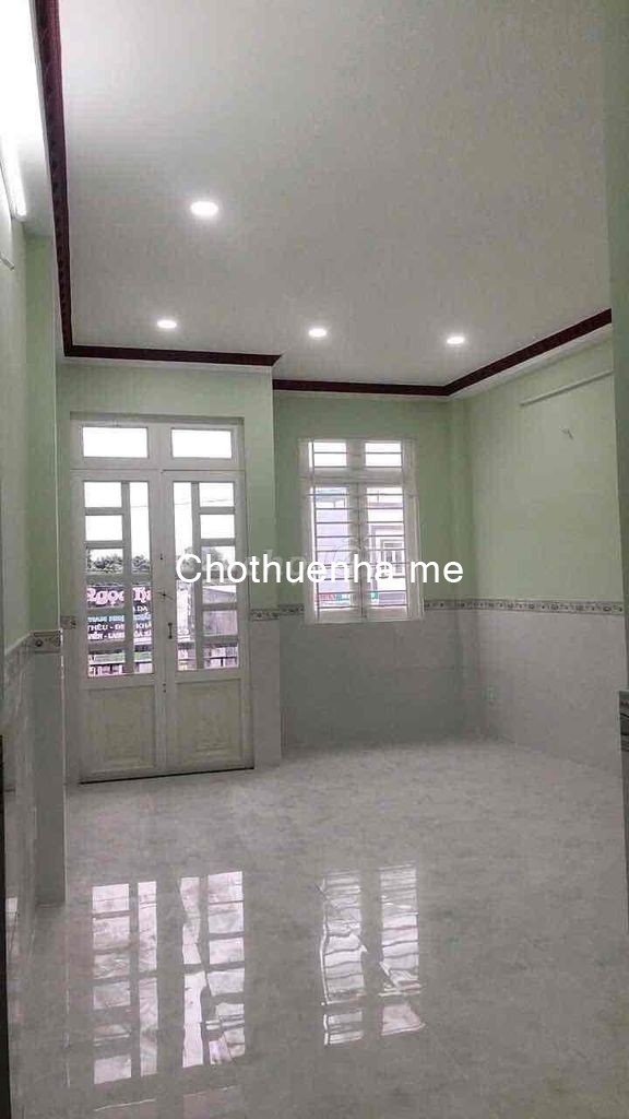 Cho thuê nhà mặt tiền đường Đặng Thúc Vịnh, giá cực tốt