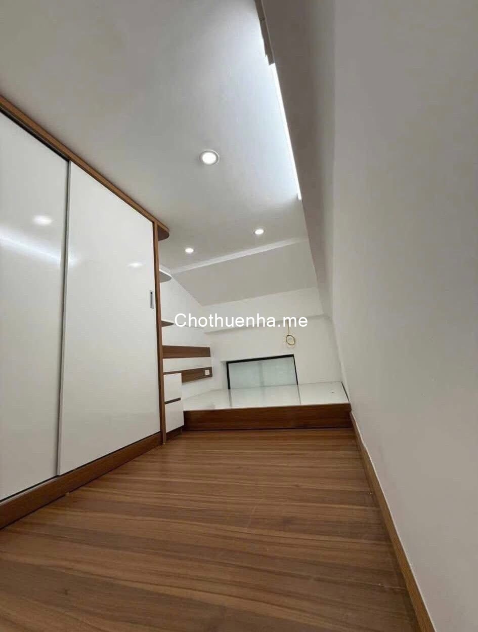 Cho thuê nhà ngõ chợ Khâm Thiên, 3 tầng x 23m2, 3 ngủ, 2 vệ sinh, 8.5 Triệu