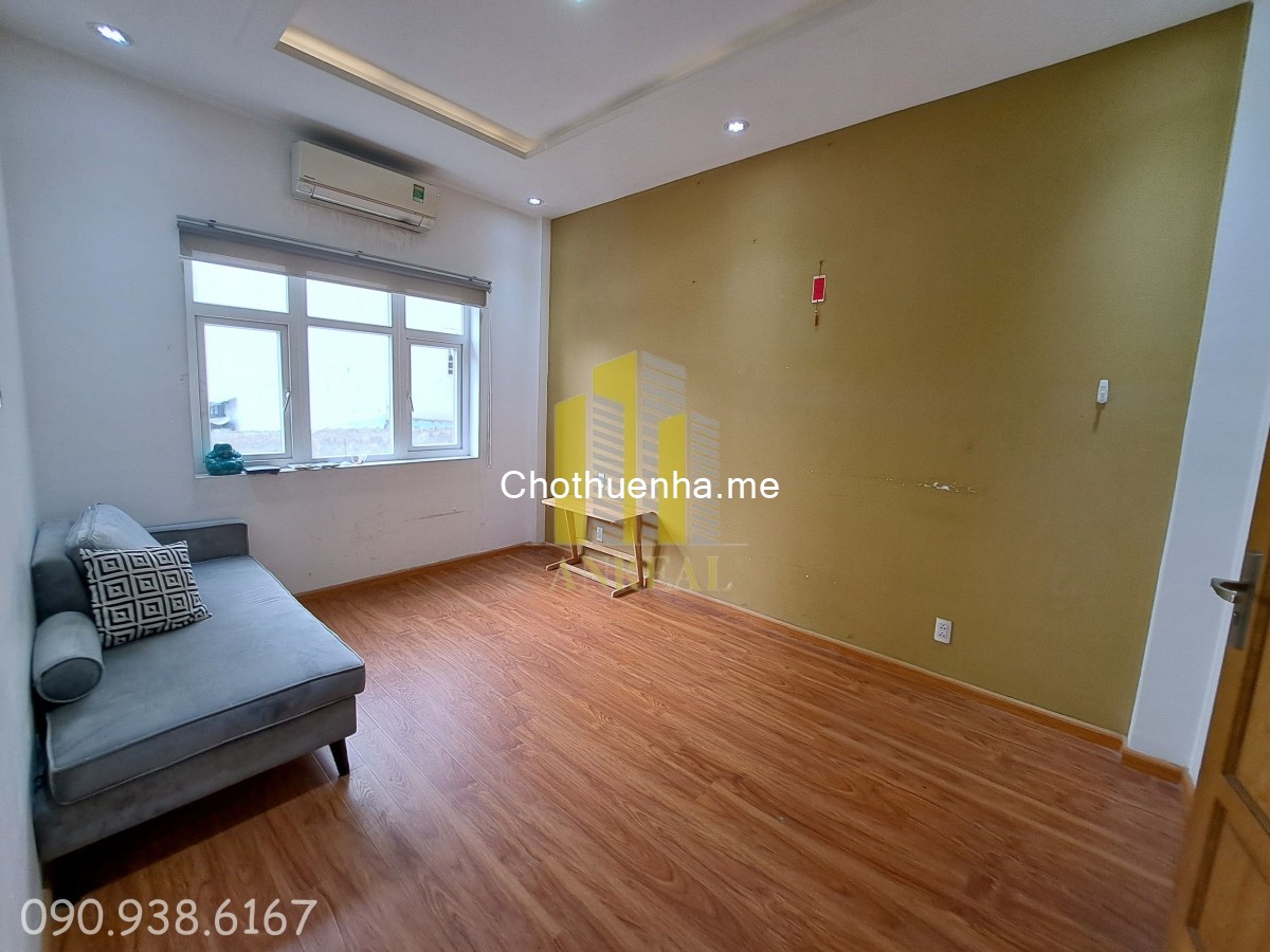 Nhà hầm 4 lầu - Có thang máy, giá 38 triệu