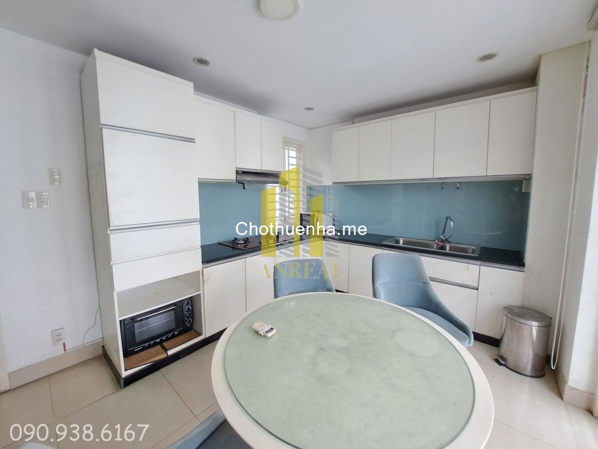 Nhà hầm 4 lầu - Có thang máy, giá 38 triệu