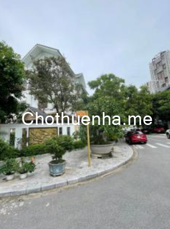 Cho thuê biệt thự lô góc siêu đẹp 250m2, 4 tầng, KĐT Mỹ Đình, hợp chuyên gia ở