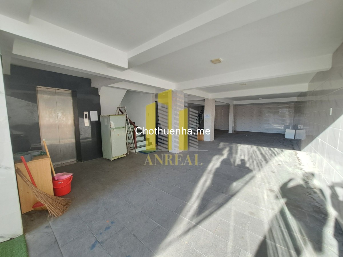 Toà Nhà Văn Phòng Hầm 4 Lầu Sàn Trống Giá 85 Triệu