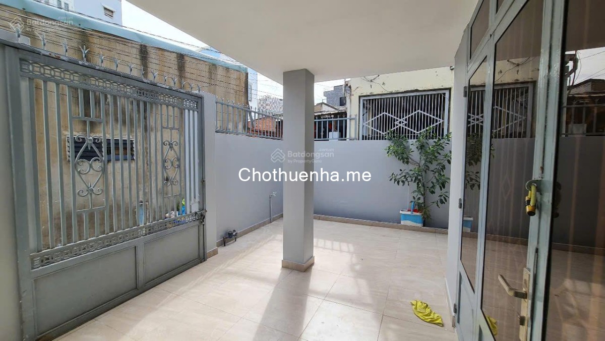 Cho thuê nhà 1 trệt 1 lầu có sân rộng tại Tam Bình, Thủ Đức