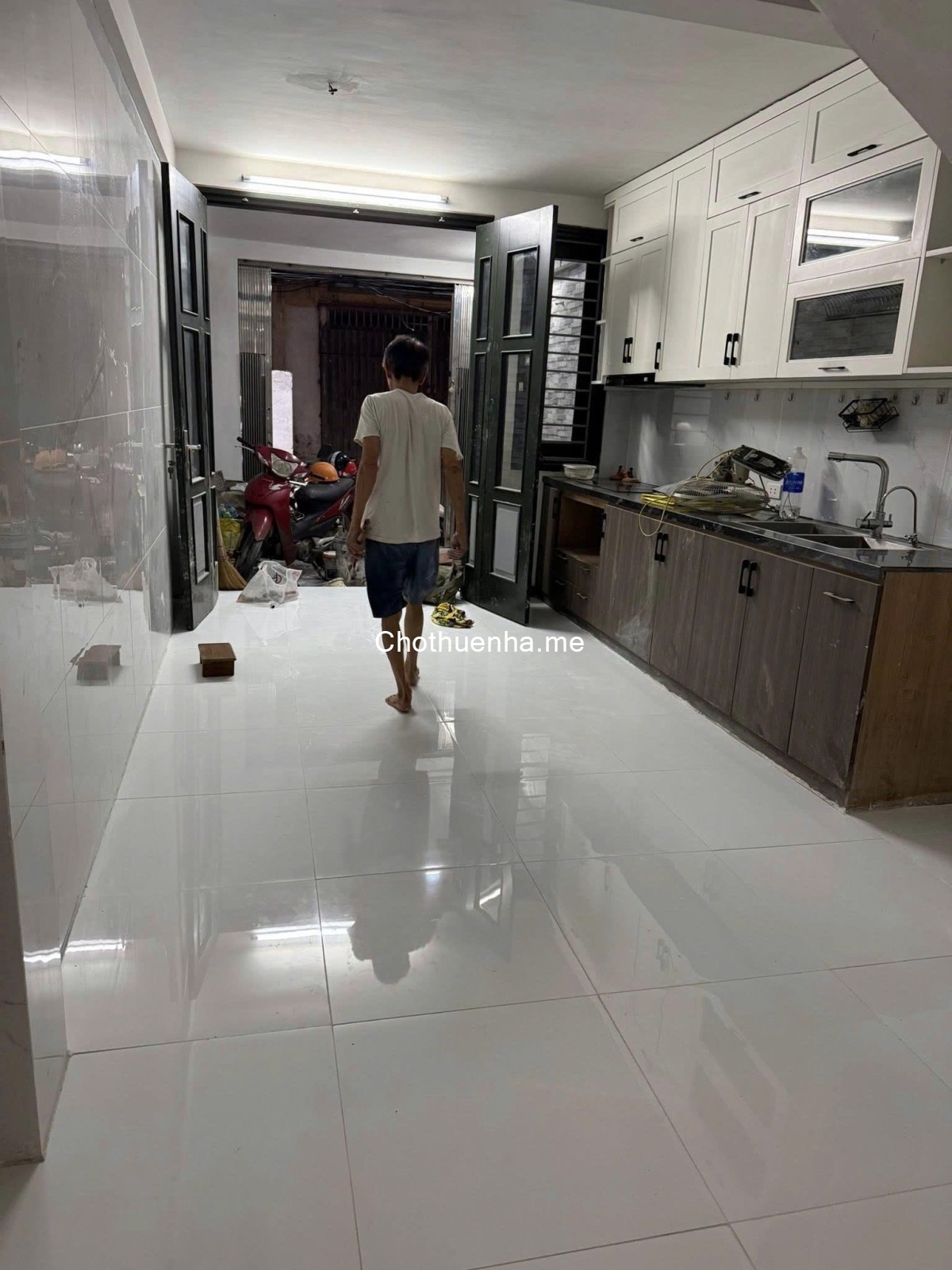 Cho thuê nhà ở nhóm 7 người Bùi Xương Trạch, 5 tầng, 40m2, 4 ngủ, 5 vệ sinh, 12 Triệu/th