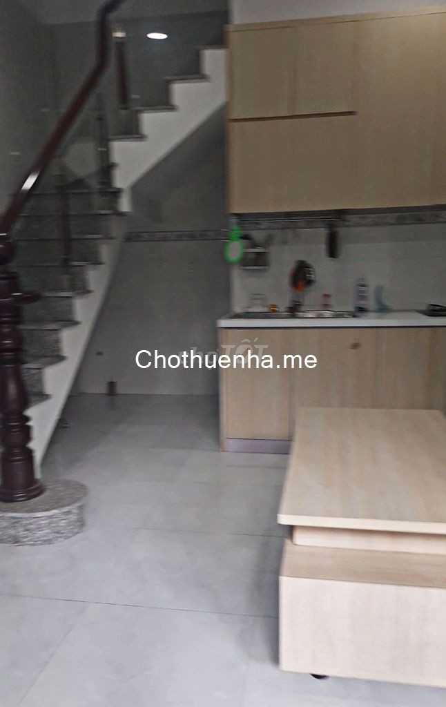 Cho thuê nhà nhỏ có 1 phòng ngủ ở Long Trường Quận 9 cũ