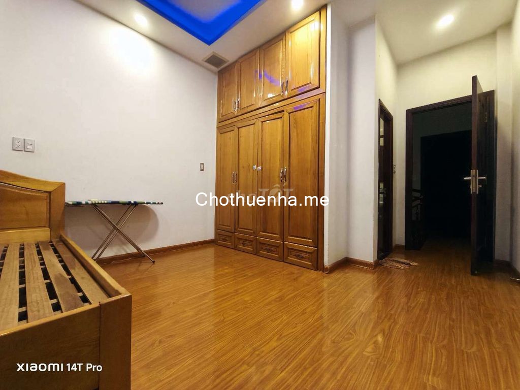 Cho Thuê Nhà 3 Tầng Full Nội Thất – HXH 635 QL 13 Gần Vạn Phúc