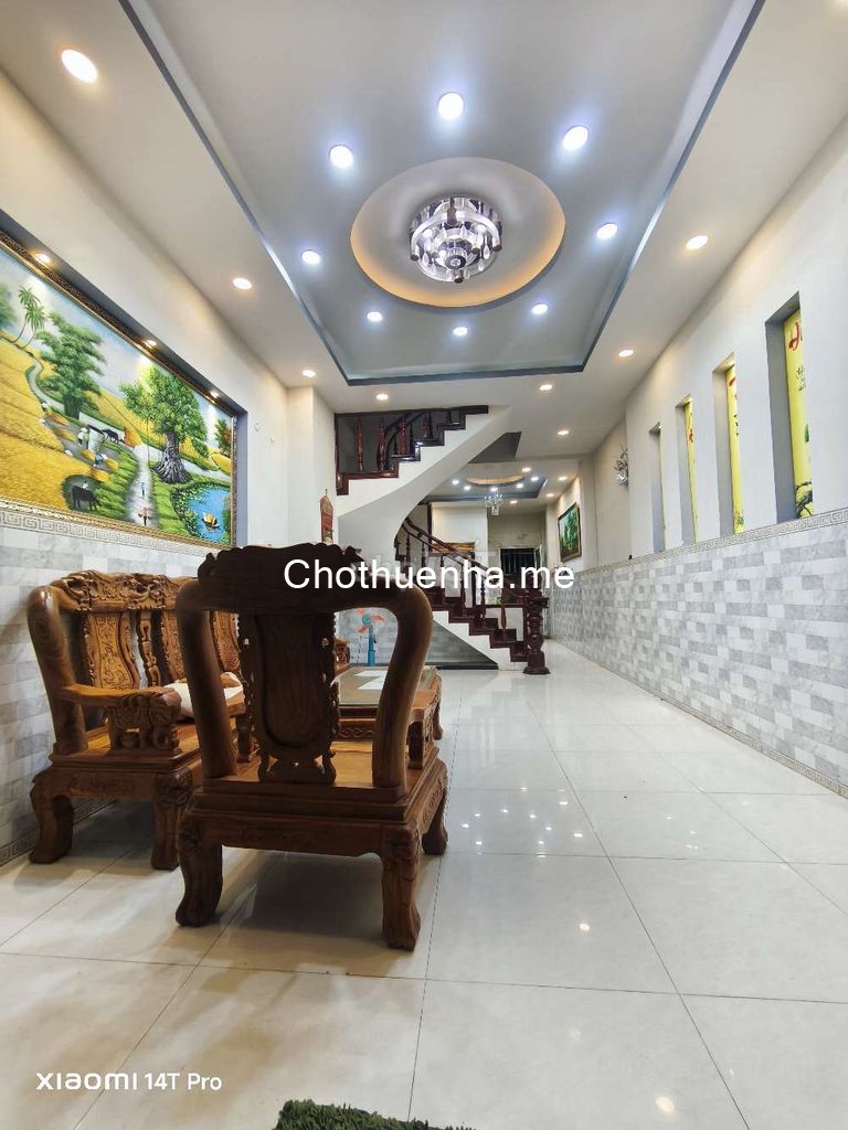 Cho Thuê Nhà 3 Tầng Full Nội Thất – HXH 635 QL 13 Gần Vạn Phúc