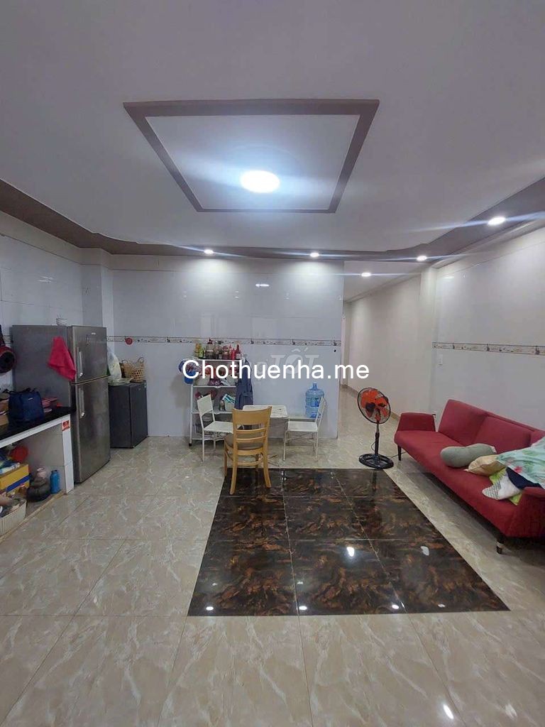 Cho thuê nhà đường Phạm Hùng Q7, 1 trệt, 1 lững, 3 phòng ngũ