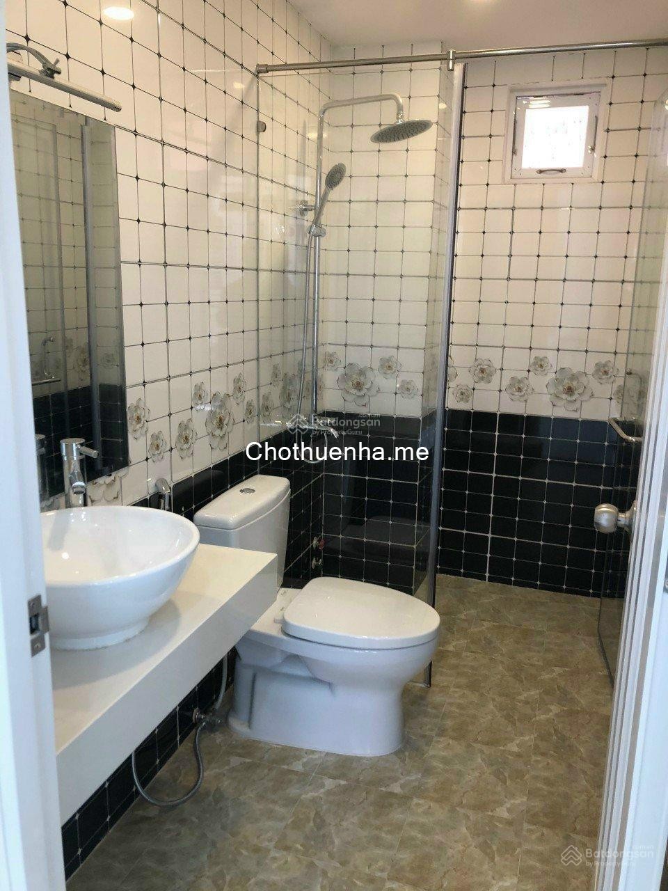 Cần cho thuê villa HXH 80/4A Hoàng Hoa Thám P. 7 Q. Bình Thạnh thông ra Lê Quang Định