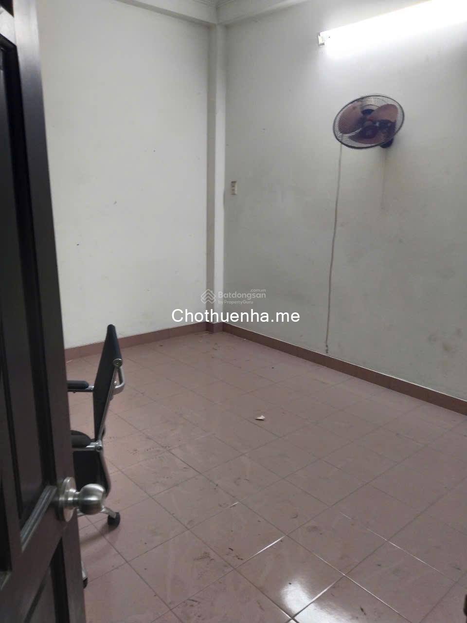 Chính chủ cho thuê nhà nguyên căn 3 tầng, 5PN gần Chợ Phạm Văn Hai, Tân Bình