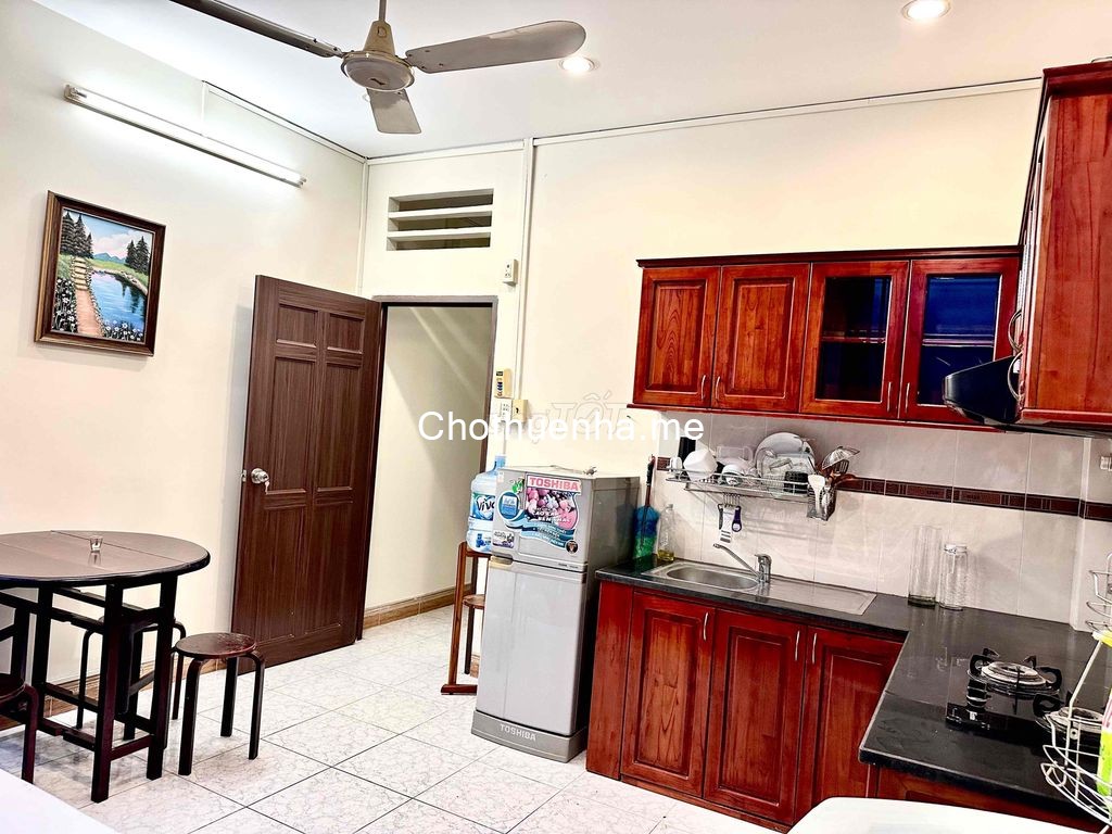 Nhà cho thuê mặt tiền đường Ba Vì, xe hơi tới tận cửa, DT 100m2