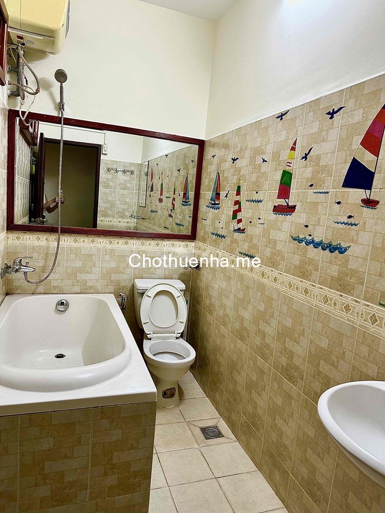 Nhà cho thuê mặt tiền đường Ba Vì, xe hơi tới tận cửa, DT 100m2