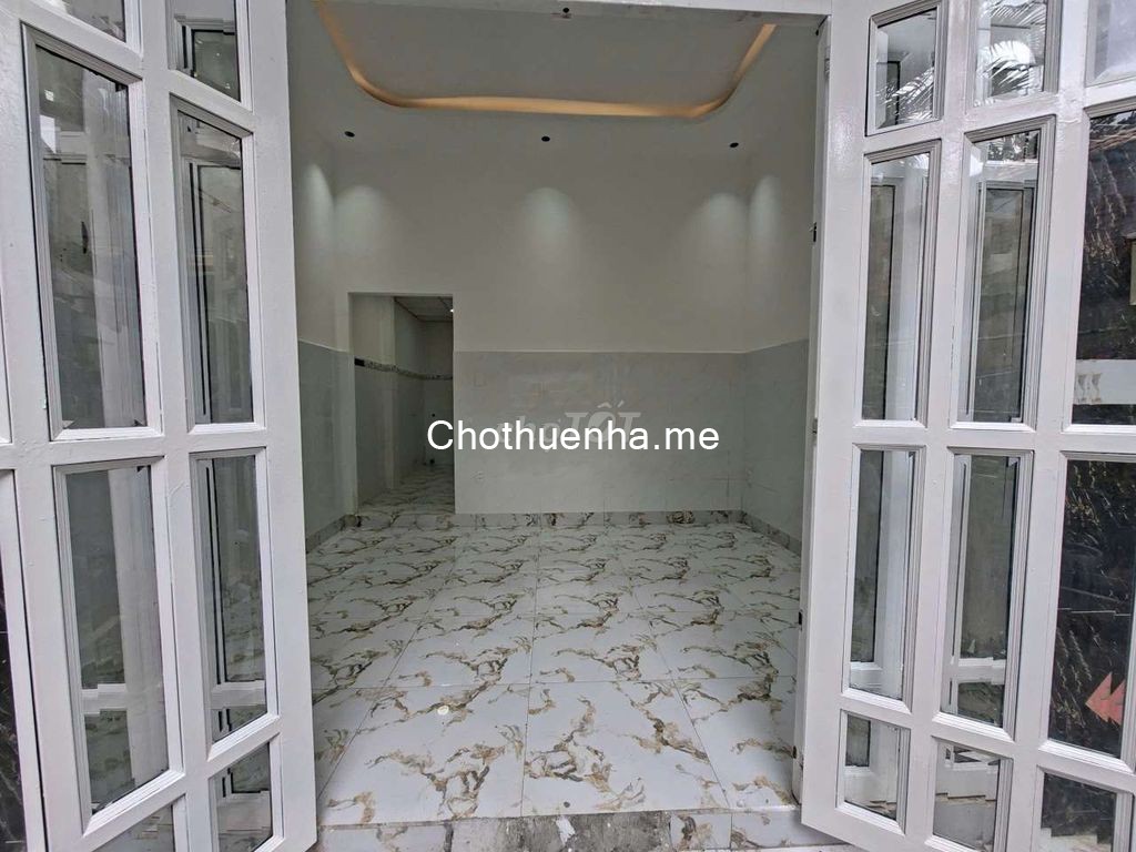 Cho thuê nhà 1 trệt, 1 lầu, 2PN, 2WC gần công viên Đầm Sen, Quận 11