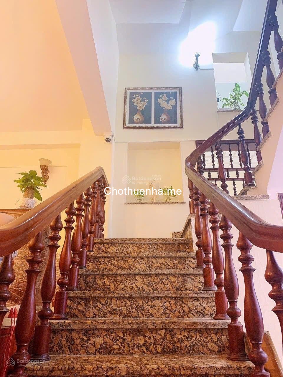 Nhà riêng cho thuê tại Huỳnh Văn Bánh, P 13, Phú Nhuận - 5 phòng ngủ + 5 WC