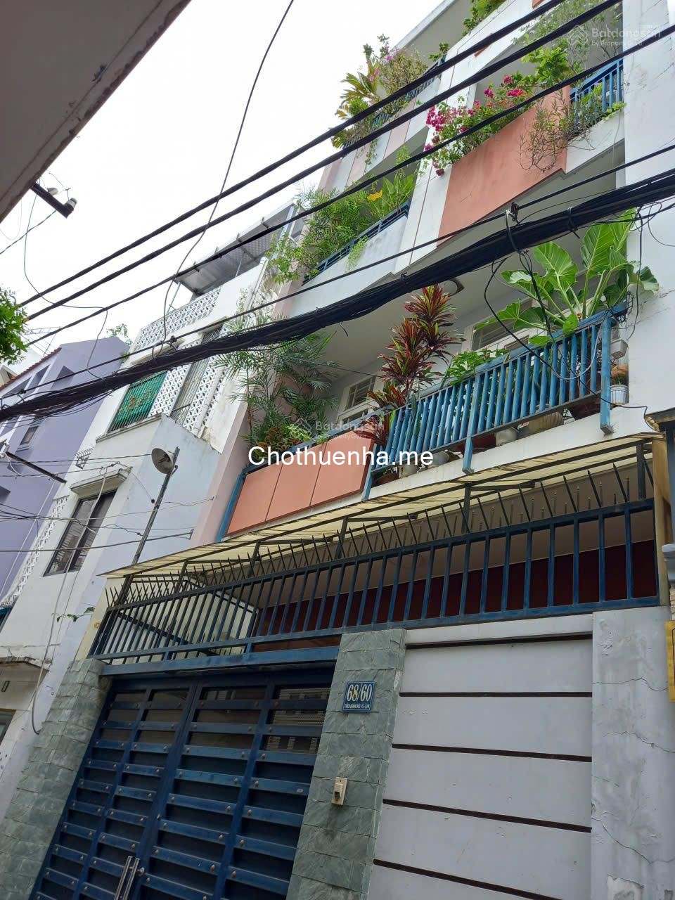 Cho thuê nhà hẻm ô tô Thích Quảng Đức - 5 PN, 5WC, 4 tầng