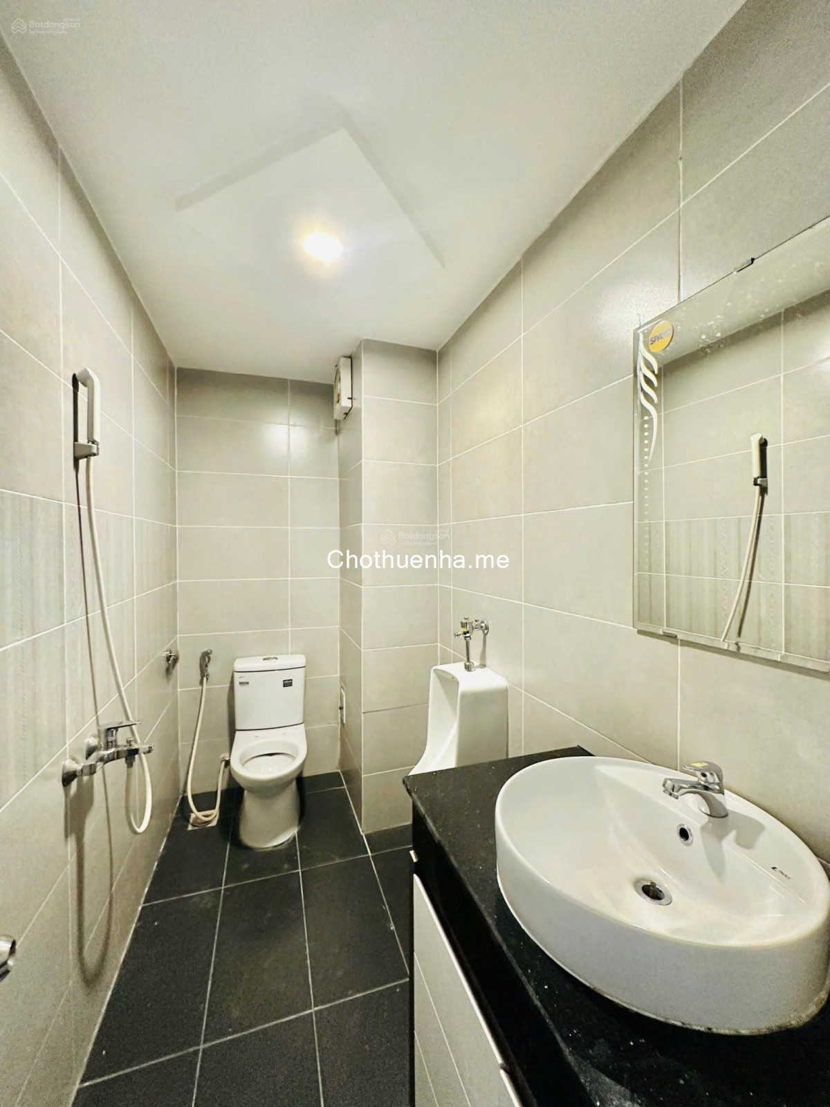 Cho thuê nhà nguyên căn mặt tiền Nguyễn Văn Trỗi, Phường 11, Phú Nhuận