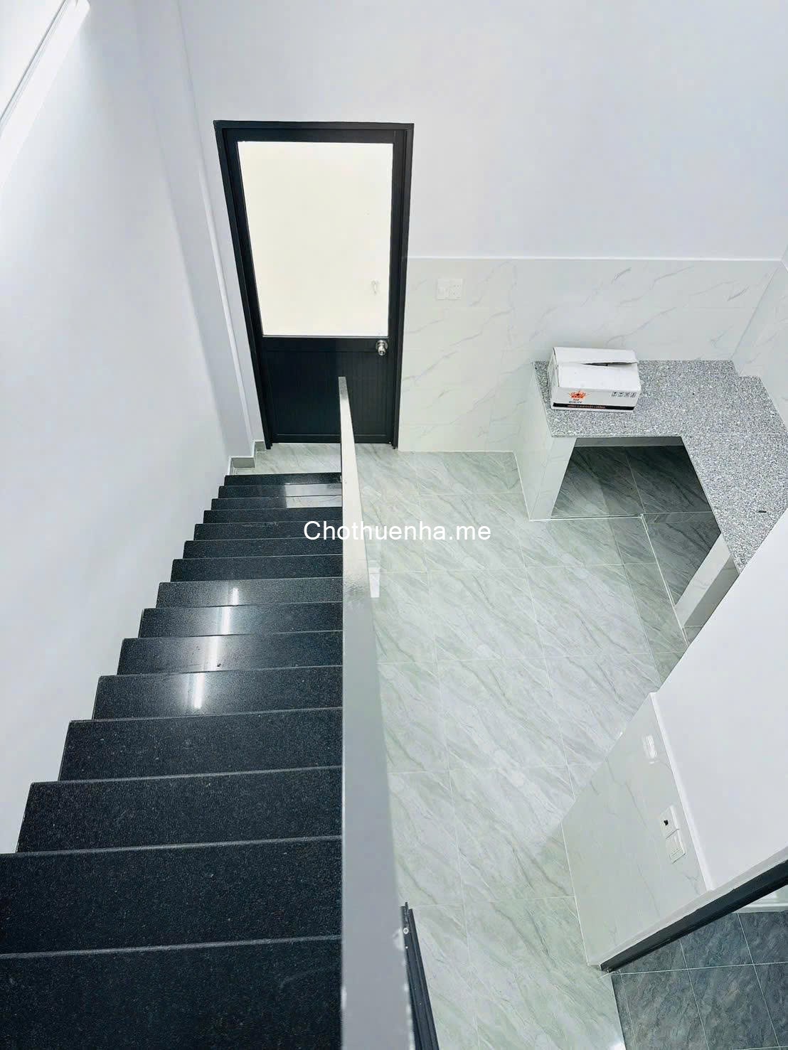  Cho thuê NNC Gần chợ Phạm Thế Hiển Q8. (3,5x17) 2Tầng, Nhỉnh 10tr