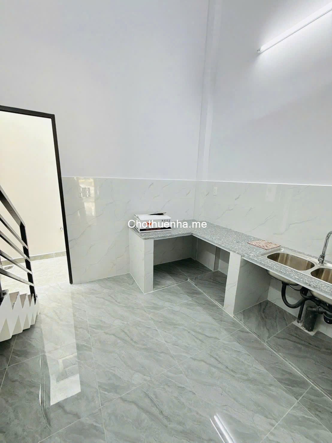  Cho thuê NNC Gần chợ Phạm Thế Hiển Q8. (3,5x17) 2Tầng, Nhỉnh 10tr