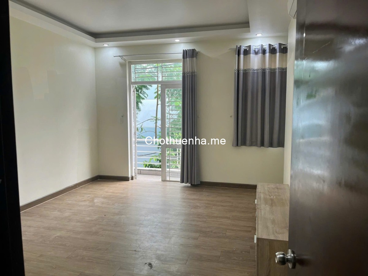 Cho thuê nhà Khu Tân Quy Đông Quận 7 dt 6x15m, 2.5 lầu, 4PN