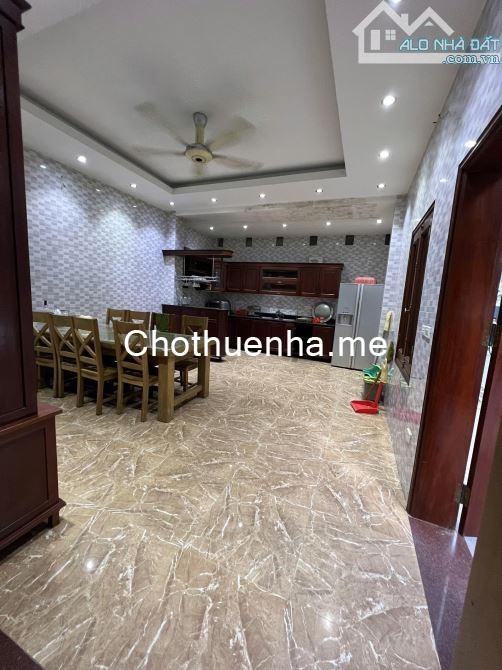 Cho thuê nhà 5 tầng, phù hợp kinh doanh, văn phòng tại Nguyễn Khuyến, Văn Quán, Hà Đông